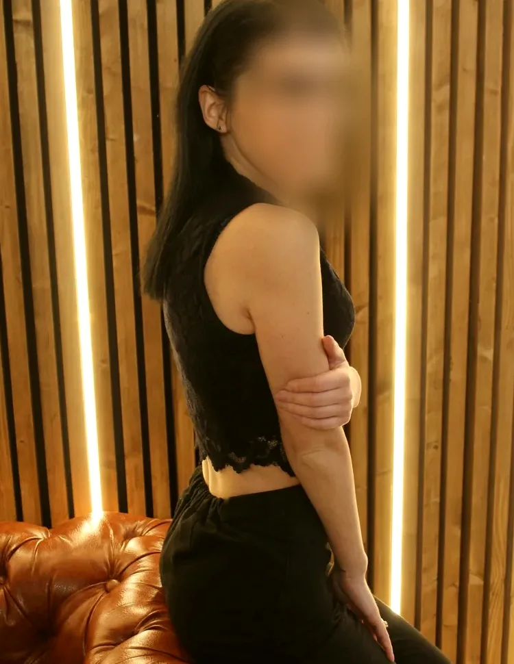 Alba, 28 años
